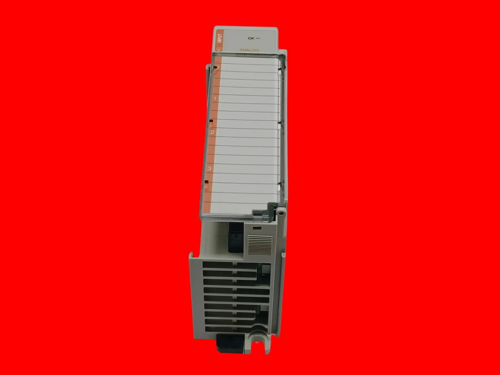 Allen Bradley Modulo 1769-if4 Compactlogix - Imagen 3