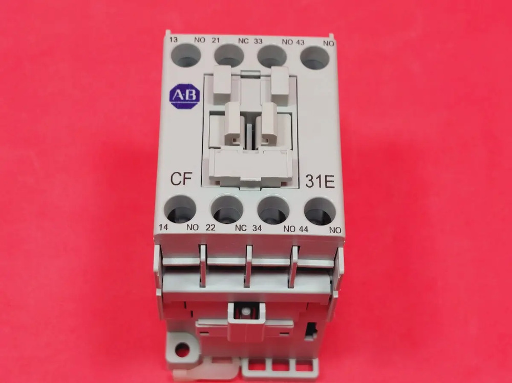 Contactor Allen-bradley 700-cf310ej, 3 Polos, Ac1, Riel - Imagen 3