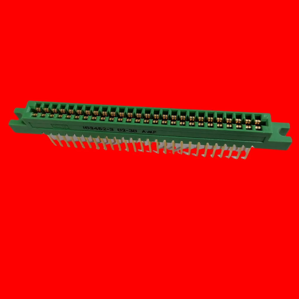 Amp I63452-3 82-38 Conector Terminal Verde - Imagen 2