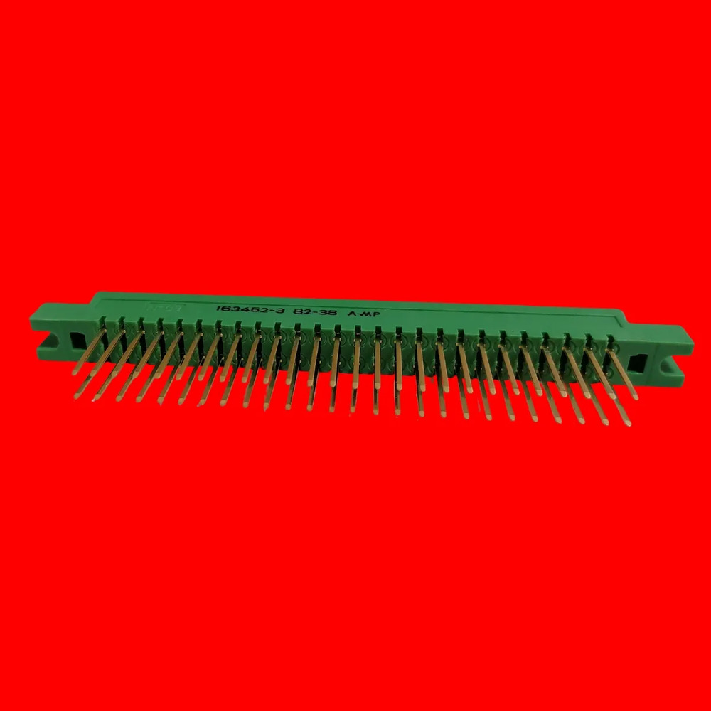 Amp I63452-3 82-38 Conector Terminal Verde - Imagen 3