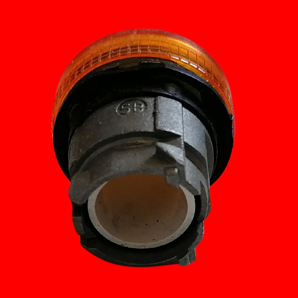 Boton Pulsador Chneider Electric Zb4 Bv05 Amarillo - Imagen 4