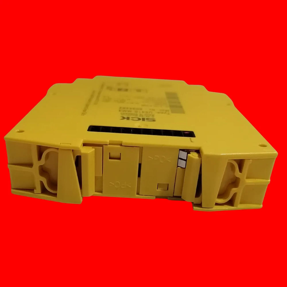 Sick Ue410-mm3 Safety Controller 6034482 - Imagen 2