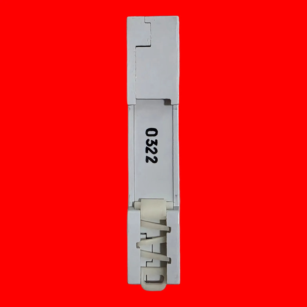 Allen-bradley 1492-cb1 H010 Interruptor Termomagnético Ser C - Imagen 5