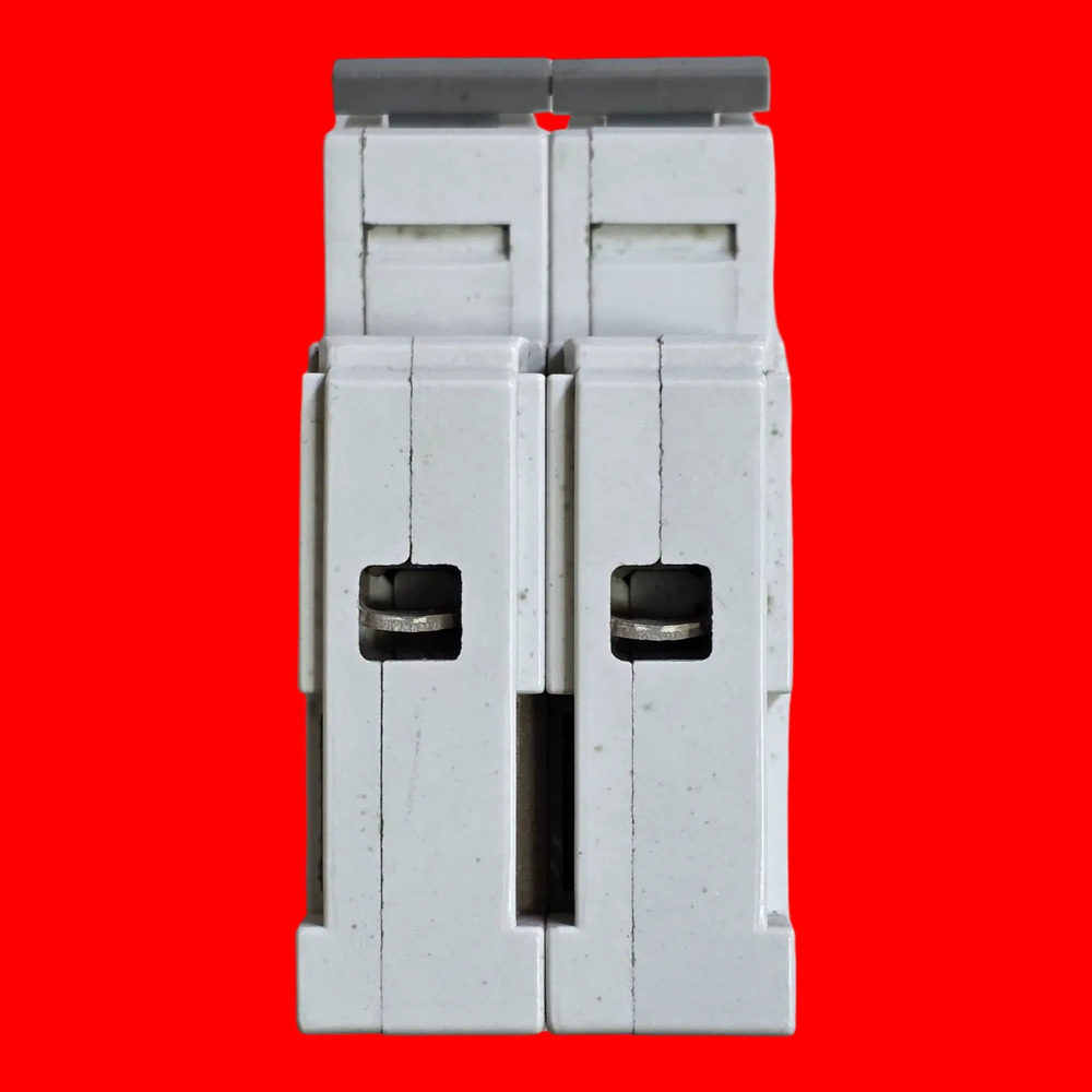 Allen-bradley 1492-cb2 G060 Interruptor Termomagnético Ser C - Imagen 6