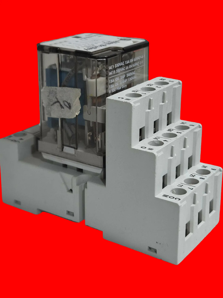 700-hn153 Allen Bradley Relay Din Con 700-hb33z24 - Imagen 3