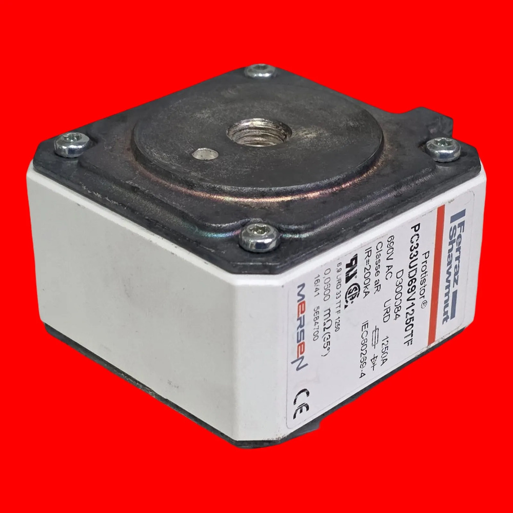 Fusible Cuadrado Ferraz-shawmut D300084 / Pc33ud69v1250tf - Imagen 3
