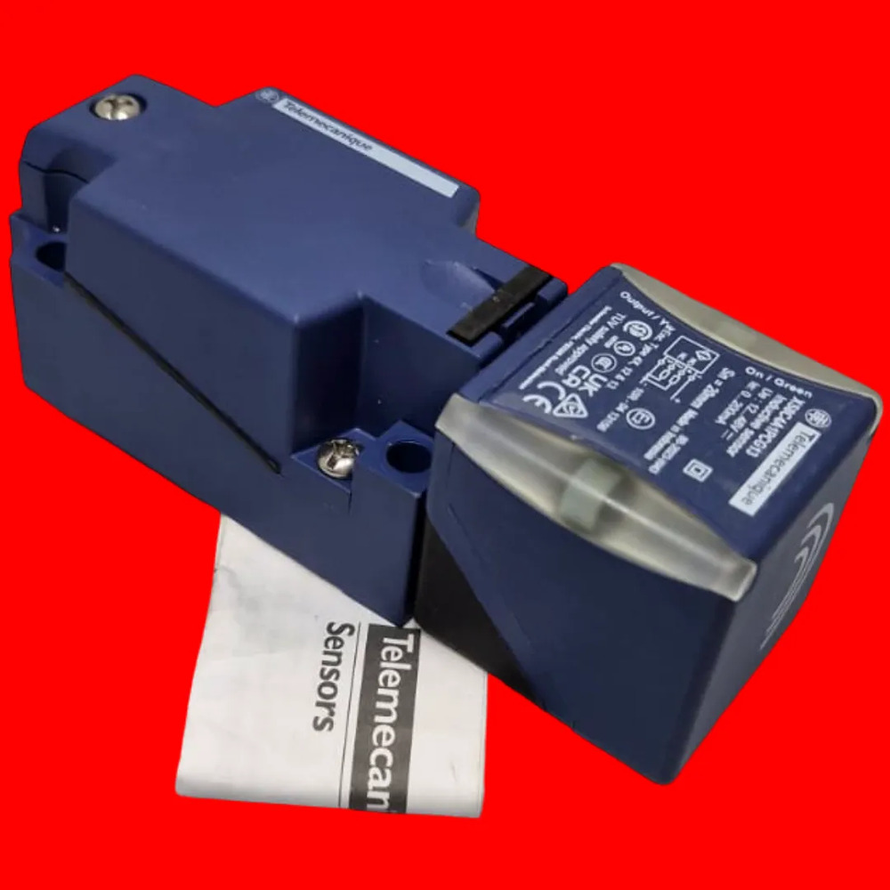 Telemecanique Interruptor Proximidad Xs8c4a1pcg13 Azul Oscuro - Imagen 2