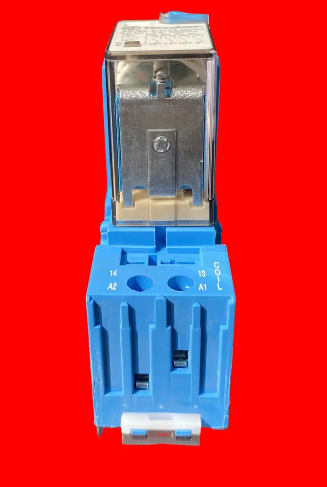 Finder 94.04 Con 55.34.9.024.0040 Rele 10a 24v - Imagen 3