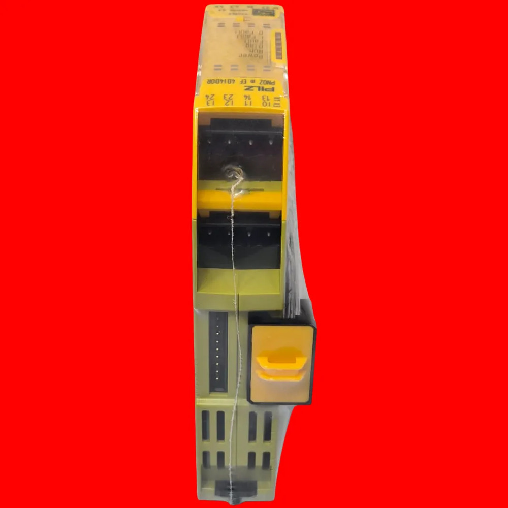 Pilz 772143 Pnoz M Ef 4di4dor Módulo De Entradas Y Salidas - Imagen 4